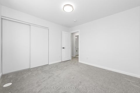 Photo 24 at 10 Streambank Street, Emerald Meadows/Trailwest, Kanata