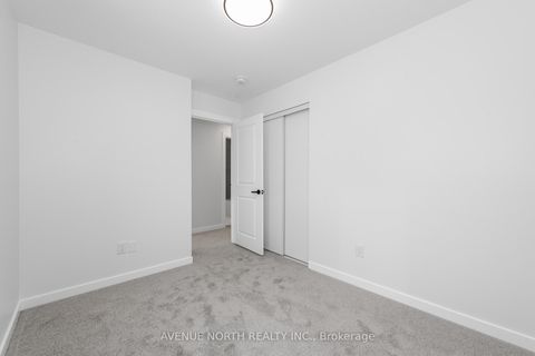 Photo 27 at 10 Streambank Street, Emerald Meadows/Trailwest, Kanata