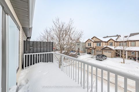 Photo 34 at 10 Streambank Street, Emerald Meadows/Trailwest, Kanata