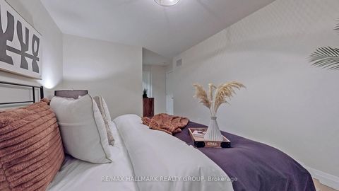 Photo 14 at 809 Star Private, Katimavik, Kanata