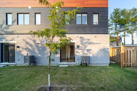 Photo 23 at 809 Star Private, Katimavik, Kanata