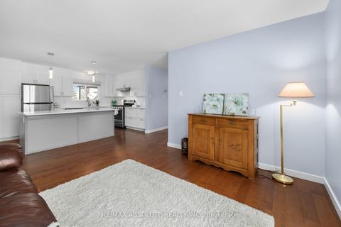 Photo 6 at 33 Owlshead Road, Munster, Stittsville