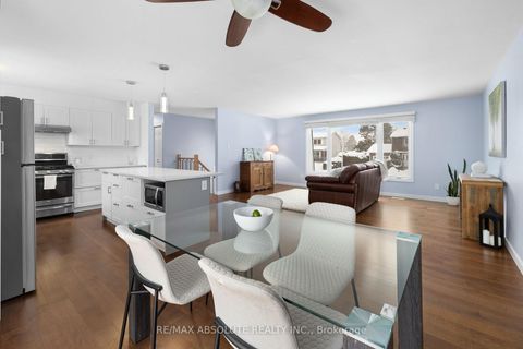 Photo 17 at 33 Owlshead Road, Munster, Stittsville