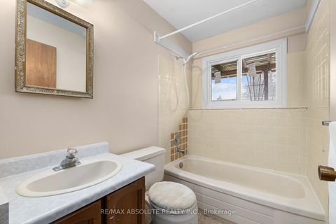 Photo 32 at 33 Owlshead Road, Munster, Stittsville