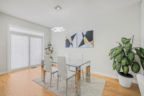 Photo 7 at 791 Coast Circle, Mahogany Community, Manotick