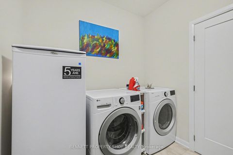 Photo 12 at 791 Coast Circle, Mahogany Community, Manotick