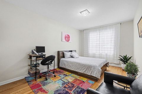 Photo 13 at 791 Coast Circle, Mahogany Community, Manotick