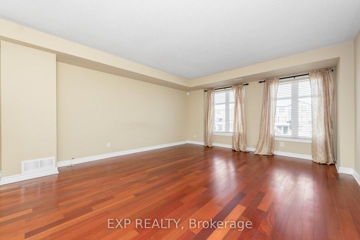 Photo 10 at B - 734 Chapman Mills Drive, Nepean (Strandherd), Ottawa