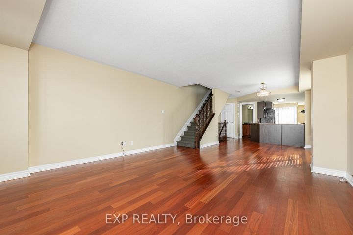 Photo 11 at B - 734 Chapman Mills Drive, Nepean (Strandherd), Ottawa