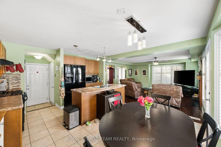 Photo 11 at 3022 Freshwater Way, Nepean (Half Moon Bay), Ottawa