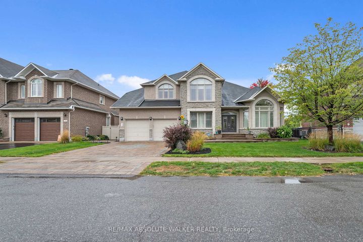 Photo 2 at 11 Tradewinds Drive, Nepean (Barrhaven East), Ottawa