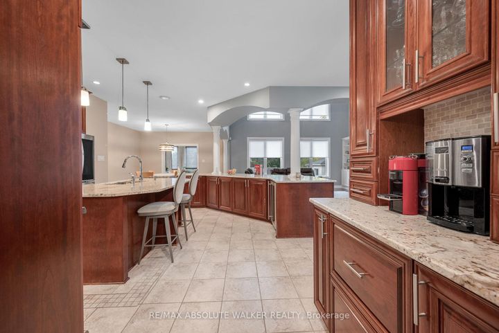 Photo 8 at 11 Tradewinds Drive, Nepean (Barrhaven East), Ottawa