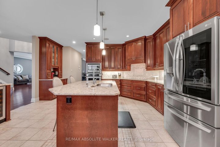 Photo 9 at 11 Tradewinds Drive, Nepean (Barrhaven East), Ottawa