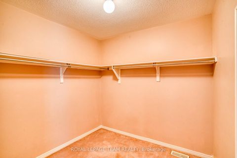 Photo 14 at 7 Chantilly Gate, Stittsville (North), Stittsville