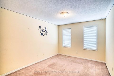 Photo 15 at 7 Chantilly Gate, Stittsville (North), Stittsville