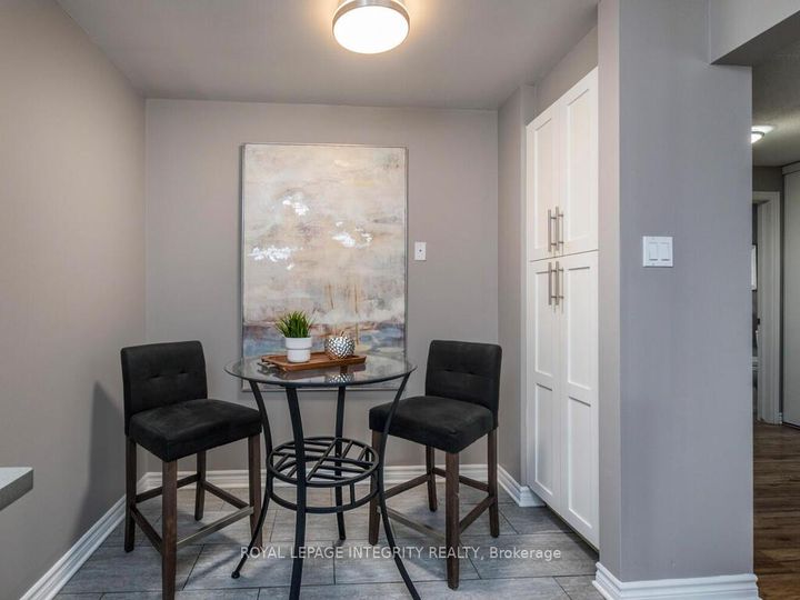 Photo 16 at 14 - 146 Valley Stream Drive, Nepean (Leslie Park), Ottawa