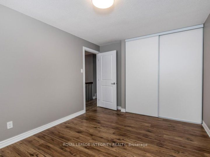 Photo 24 at 14 - 146 Valley Stream Drive, Nepean (Leslie Park), Ottawa