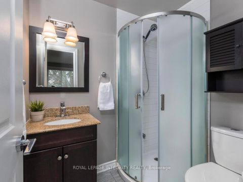 Photo 22 at 14 - 146 Valley Stream Drive, Nepean (Leslie Park), Ottawa