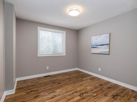 Photo 25 at 14 - 146 Valley Stream Drive, Nepean (Leslie Park), Ottawa