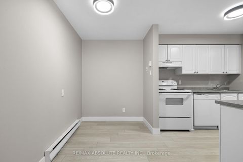 Photo 14 at 73B - 750 St. Andre Drive, Hiawatha Park/Convent Glen, Orleans