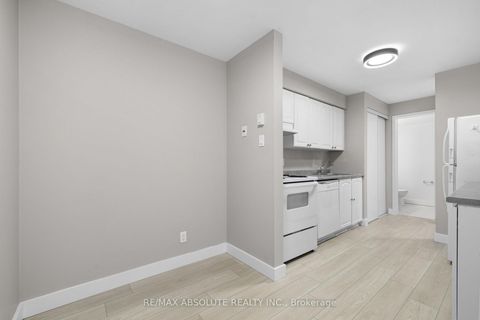 Photo 15 at 73B - 750 St. Andre Drive, Hiawatha Park/Convent Glen, Orleans