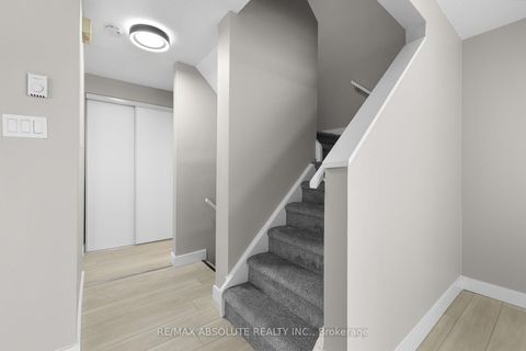 Photo 22 at 73B - 750 St. Andre Drive, Hiawatha Park/Convent Glen, Orleans