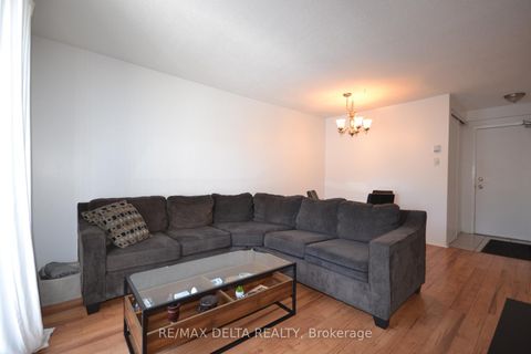 Photo 5 at 412 - 325 Centrum Boulevard, Bilberry Creek/Queenswood Heights, Orleans