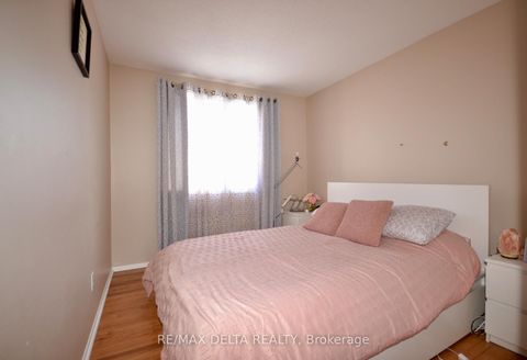 Photo 7 at 412 - 325 Centrum Boulevard, Bilberry Creek/Queenswood Heights, Orleans