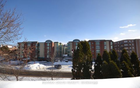 Photo 11 at 412 - 325 Centrum Boulevard, Bilberry Creek/Queenswood Heights, Orleans