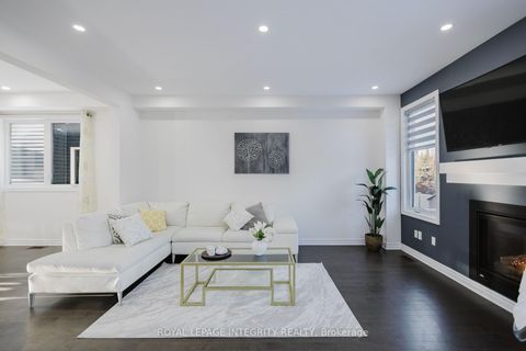 Photo 8 at 719 Samantha Eastop Avenue, Stittsville (North), Stittsville