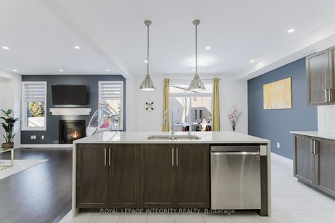 Photo 11 at 719 Samantha Eastop Avenue, Stittsville (North), Stittsville