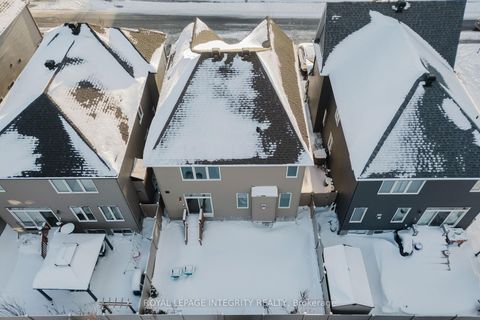 Photo 33 at 719 Samantha Eastop Avenue, Stittsville (North), Stittsville