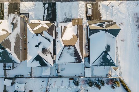 Photo 34 at 719 Samantha Eastop Avenue, Stittsville (North), Stittsville