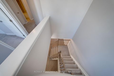 Photo 22 at 132 Conifer Creek Circle, Emerald Meadows/Trailwest, Kanata