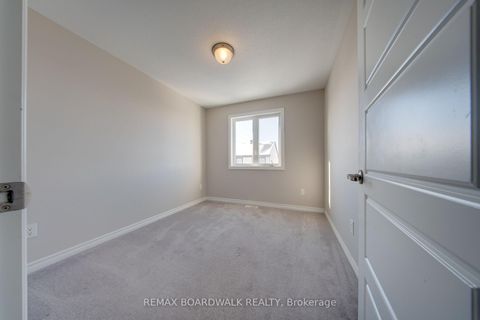 Photo 32 at 132 Conifer Creek Circle, Emerald Meadows/Trailwest, Kanata