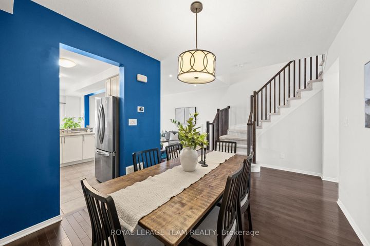 Photo 8 at 102 Lochnaw Private, Nepean (Stonebridge), Ottawa