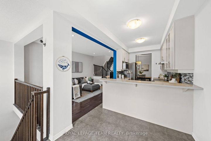 Photo 21 at 102 Lochnaw Private, Nepean (Stonebridge), Ottawa