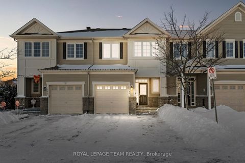 Photo 0 at 102 Lochnaw Private, Nepean (Stonebridge), Ottawa