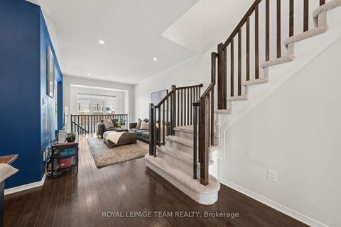 Photo 23 at 102 Lochnaw Private, Nepean (Stonebridge), Ottawa