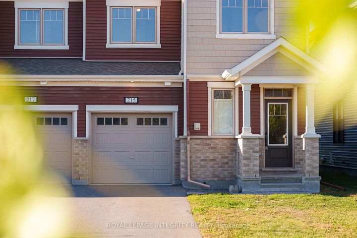 Photo 2 at 215 Merak Way, Nepean (Half Moon Bay), Ottawa