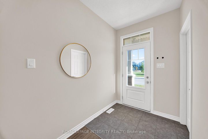 Photo 3 at 215 Merak Way, Nepean (Half Moon Bay), Ottawa