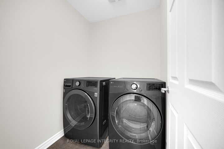 Photo 38 at 215 Merak Way, Nepean (Half Moon Bay), Ottawa