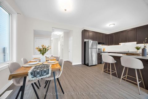 Photo 9 at 215 Merak Way, Nepean (Half Moon Bay), Ottawa