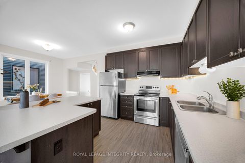 Photo 13 at 215 Merak Way, Nepean (Half Moon Bay), Ottawa