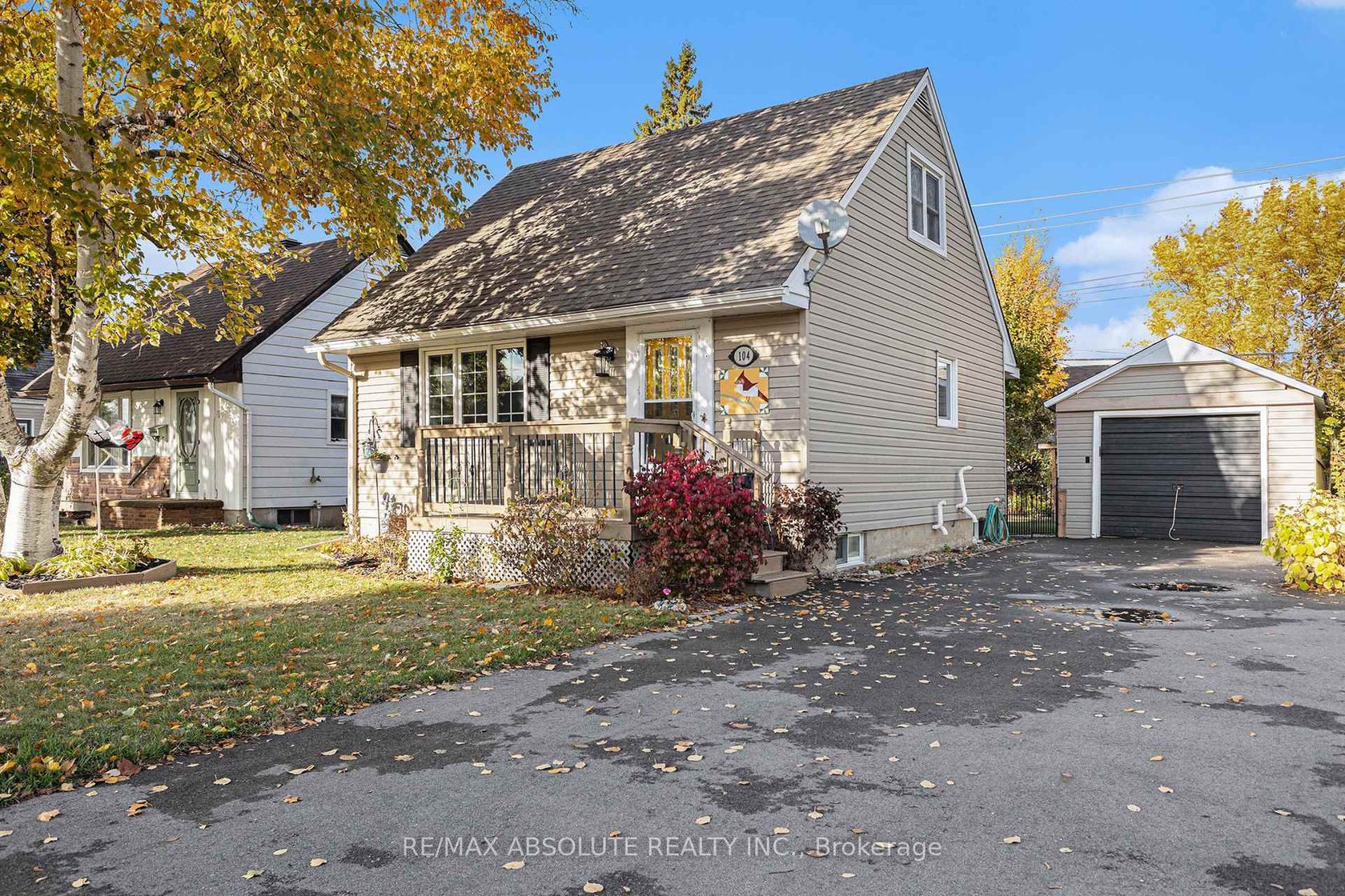 104 Third Avenue N, Arnprior 2