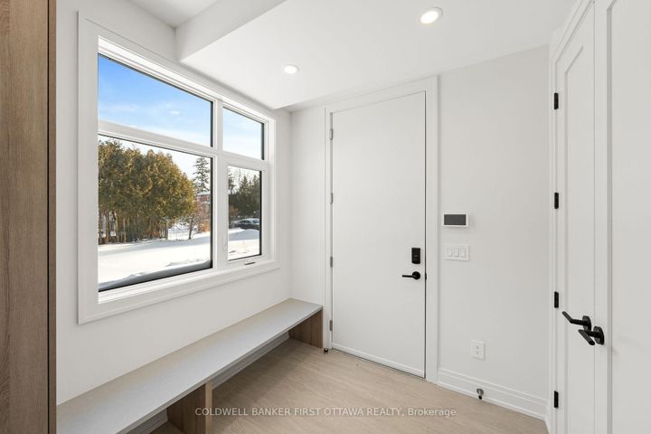 Photo 25 at 93 LOTTA Avenue, Nepean (Meadowlands/St. Claire Gardens), Ottawa