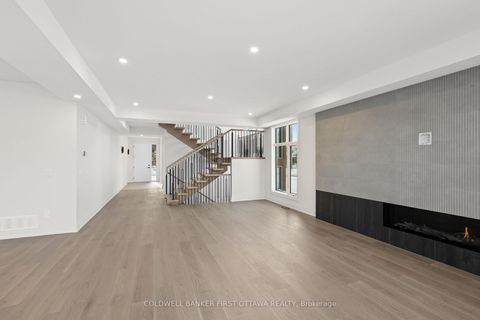 Photo 11 at 93 LOTTA Avenue, Nepean (Meadowlands/St. Claire Gardens), Ottawa