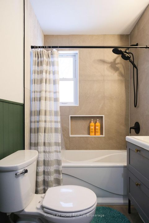 Photo 5 at 44 Macdonald Street S, Arnprior