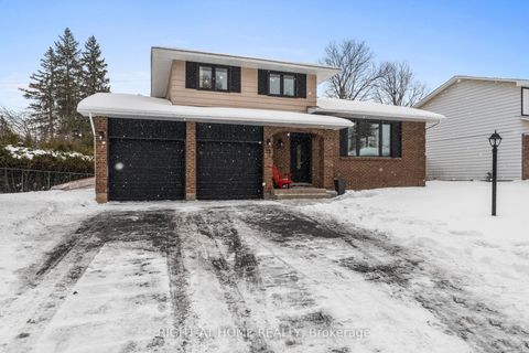 Photo 1 at 12 BUTTERFIELD Road, Munster, Stittsville