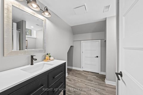 Photo 29 at 12 BUTTERFIELD Road, Munster, Stittsville